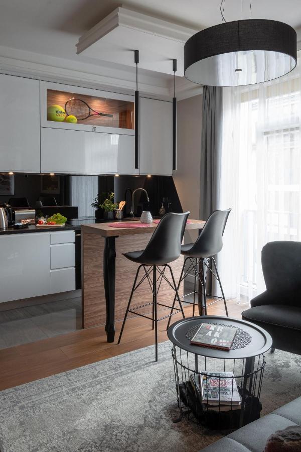 Aga Tenis Apartments By Radwanska Krakow Ngoại thất bức ảnh